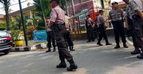 Indonesia investigating death of teen allegedly killed by police.